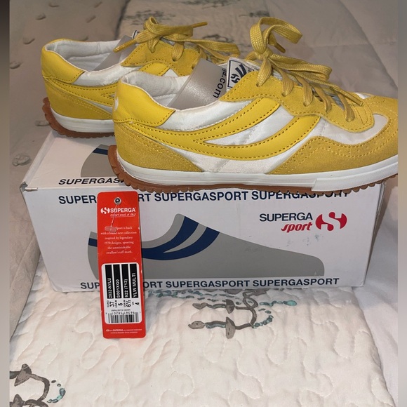 Superga Shoes - Picture 5 of 7